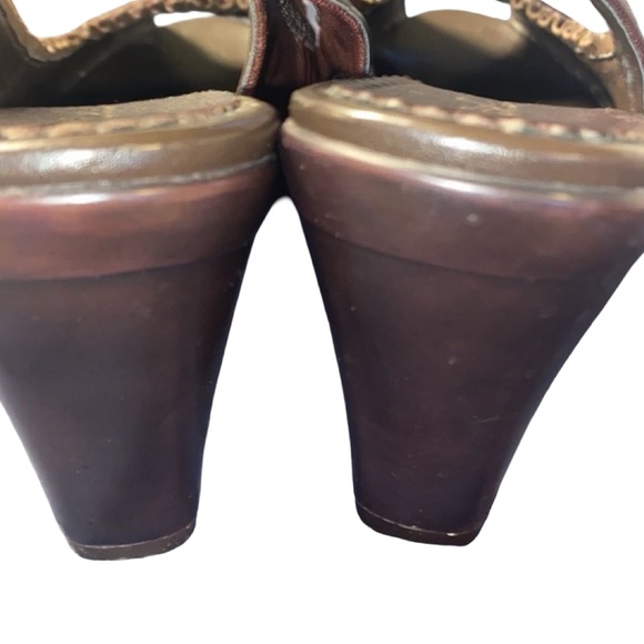 Bella Vita Peep Toe Sling Back Brown Leather Heels size 8 Narrow - Picture 7 of 11